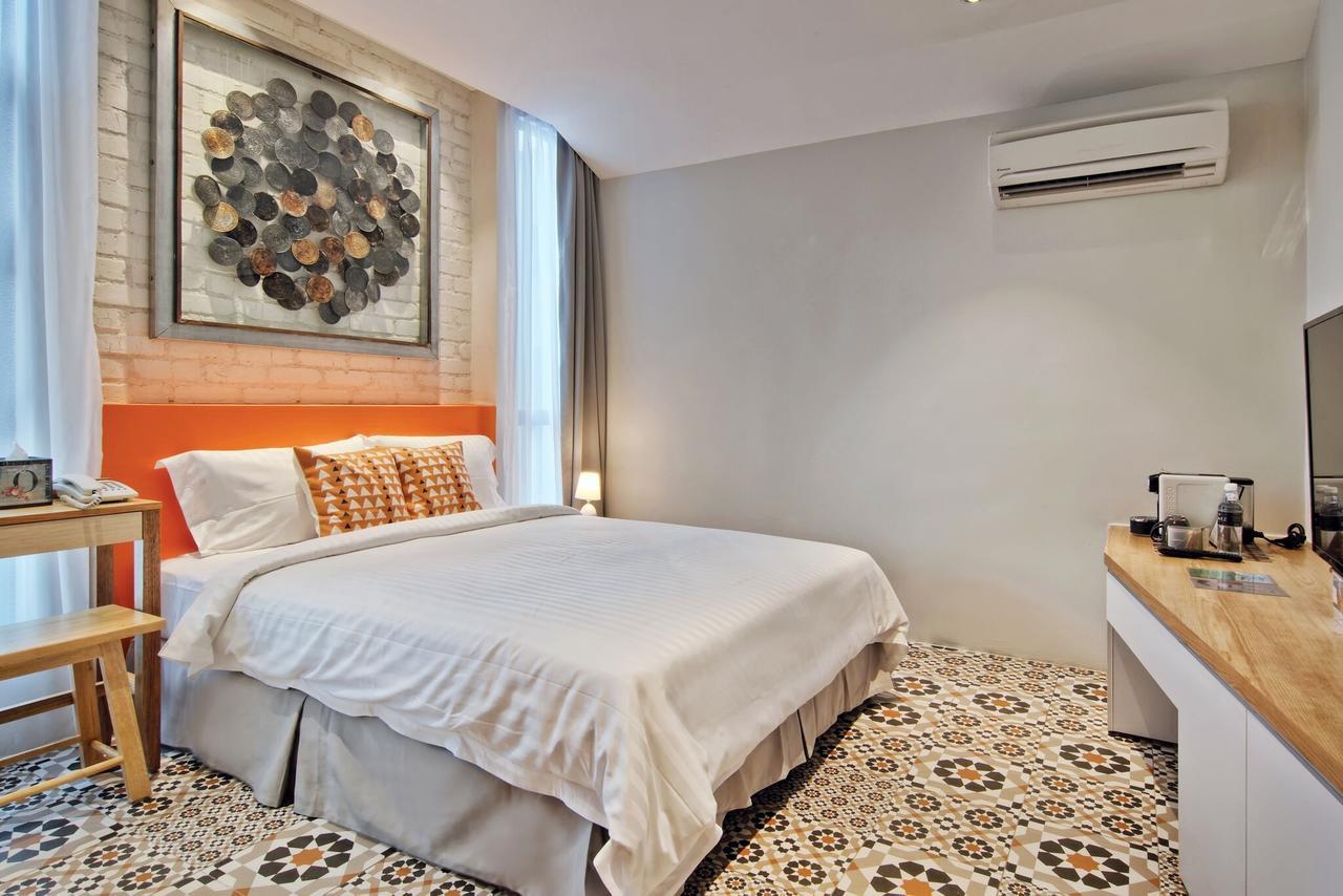 Timez Hotel Melaka Exteriör bild